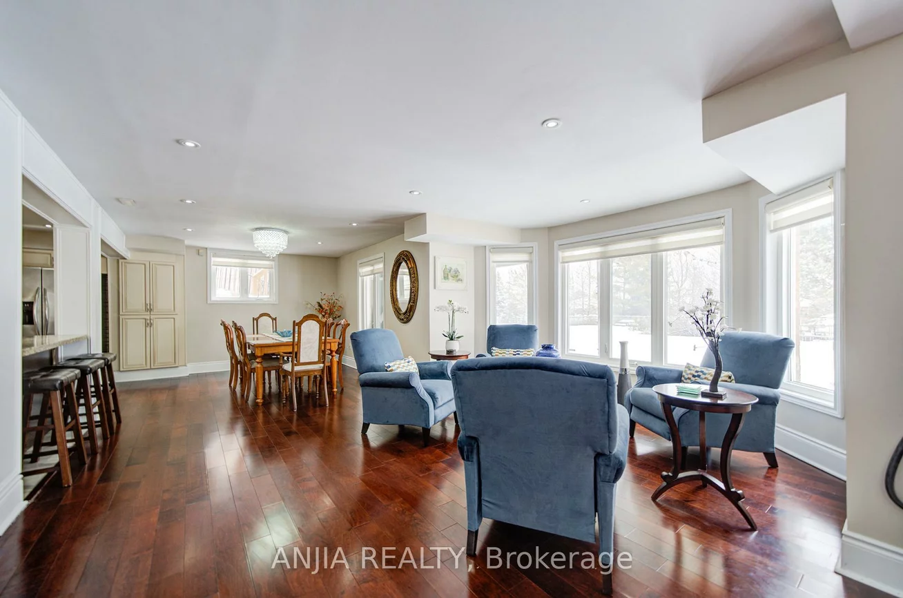 145, Beckenridge, Milliken Mills East, Markham