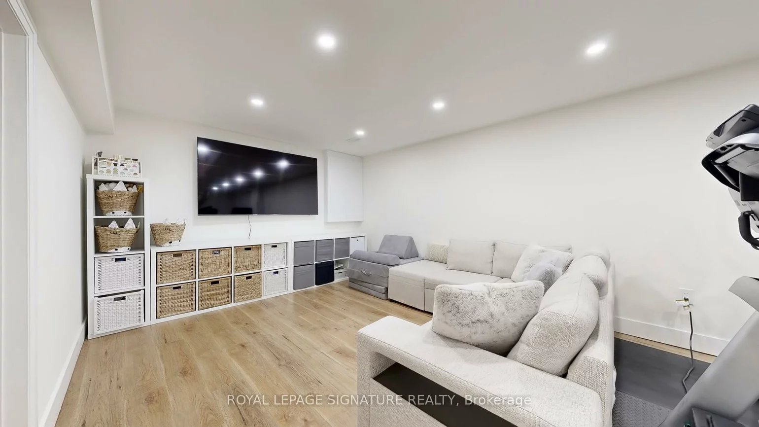 3, Freeman, Markham Village, Markham