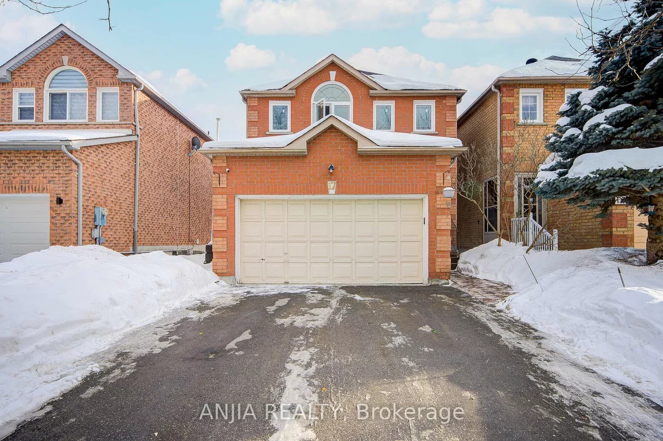 17, Kenborough, Milliken Mills East, Markham