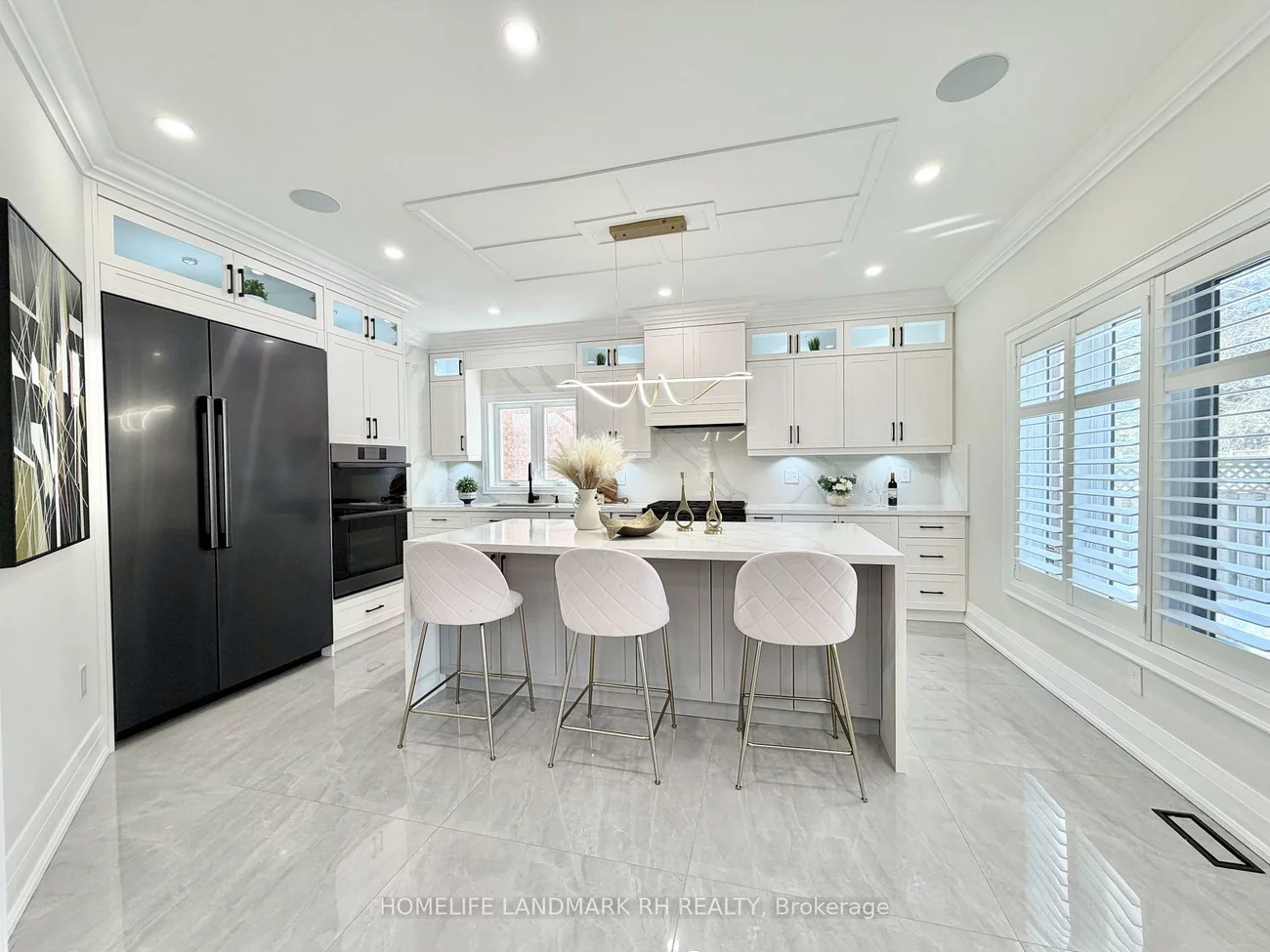 129, Golden Tulip, Cachet, Markham