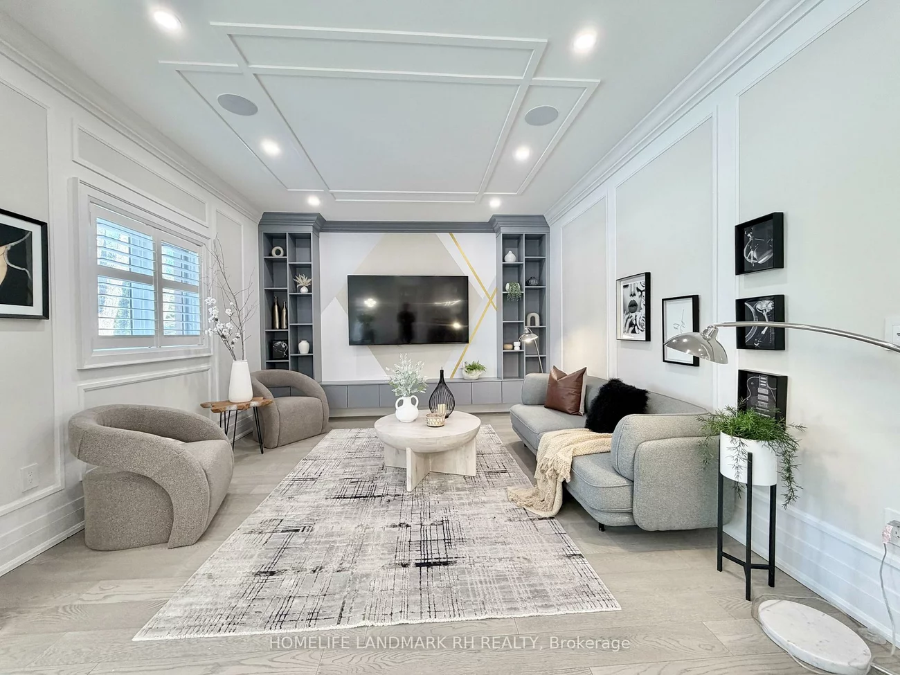 129, Golden Tulip, Cachet, Markham