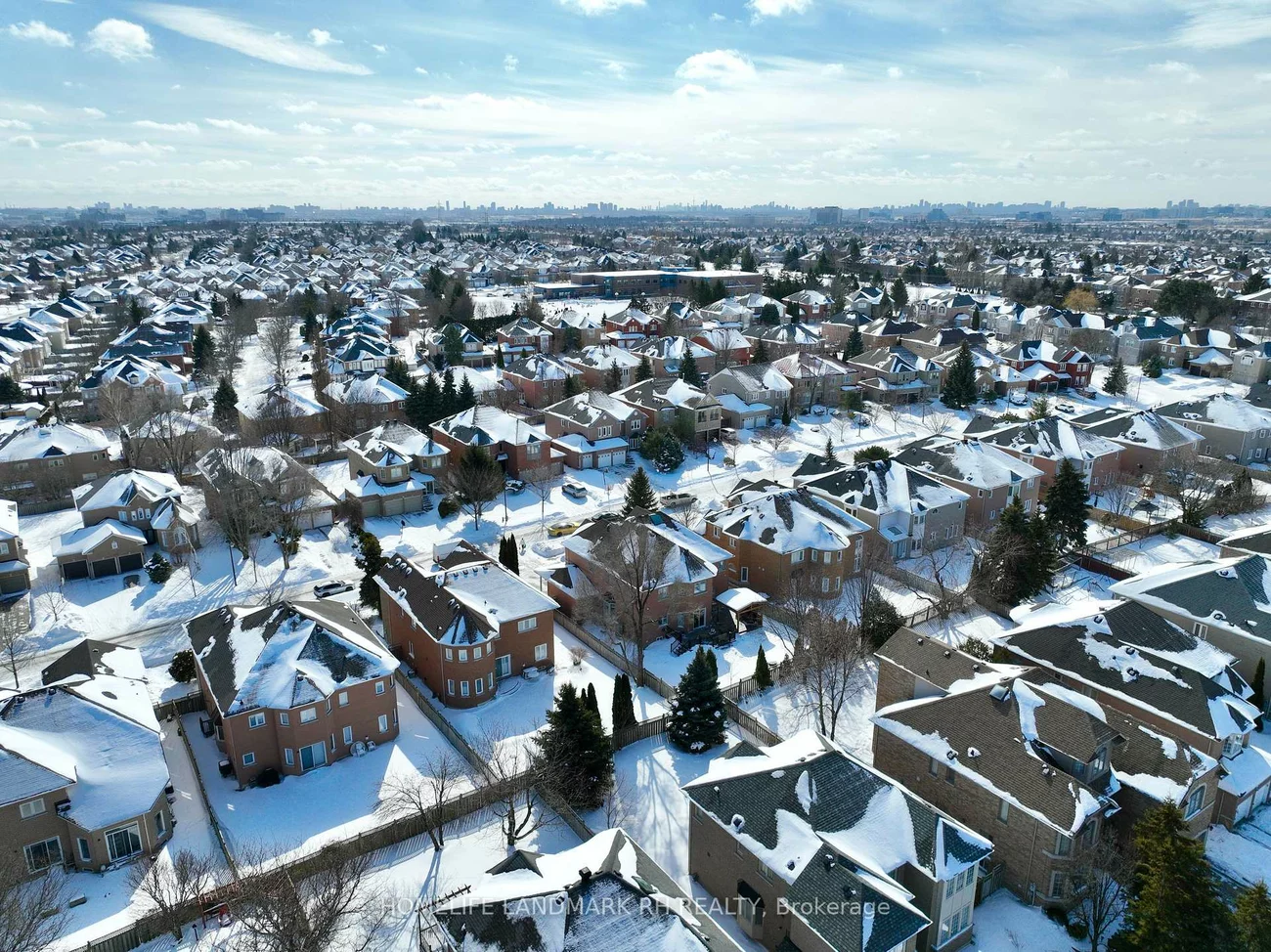 129, Golden Tulip, Cachet, Markham