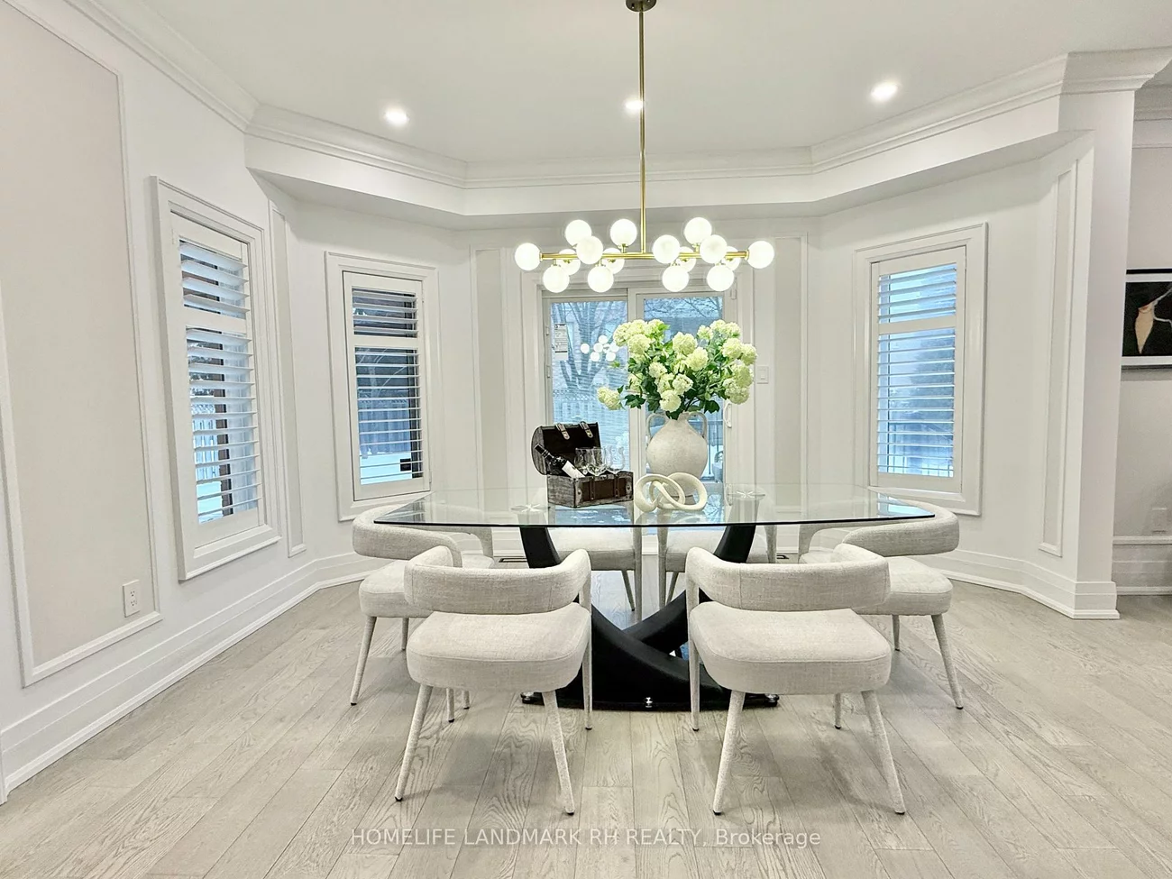 129, Golden Tulip, Cachet, Markham