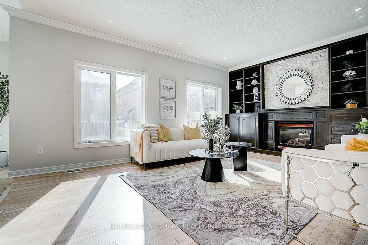 87, Castlemore, Berczy, Markham