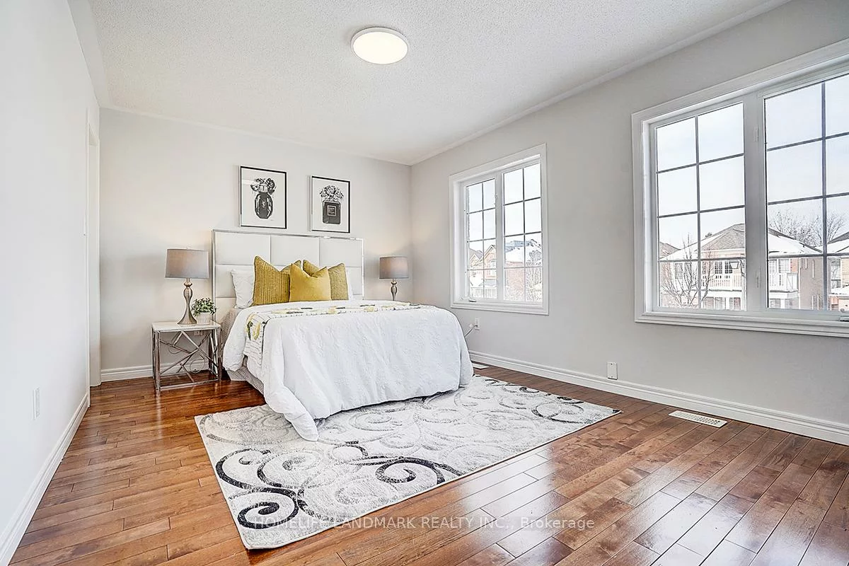 87, Castlemore, Berczy, Markham