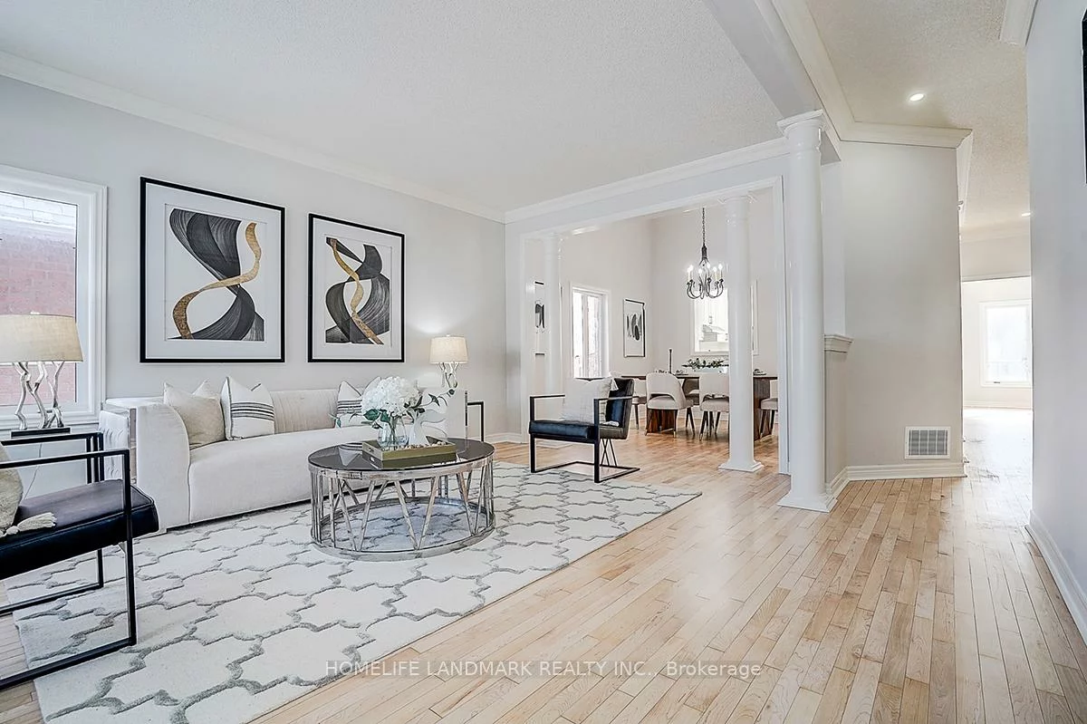 87, Castlemore, Berczy, Markham