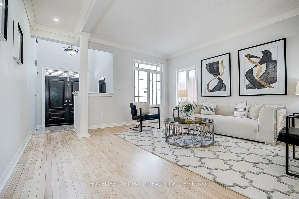 87, Castlemore, Berczy, Markham