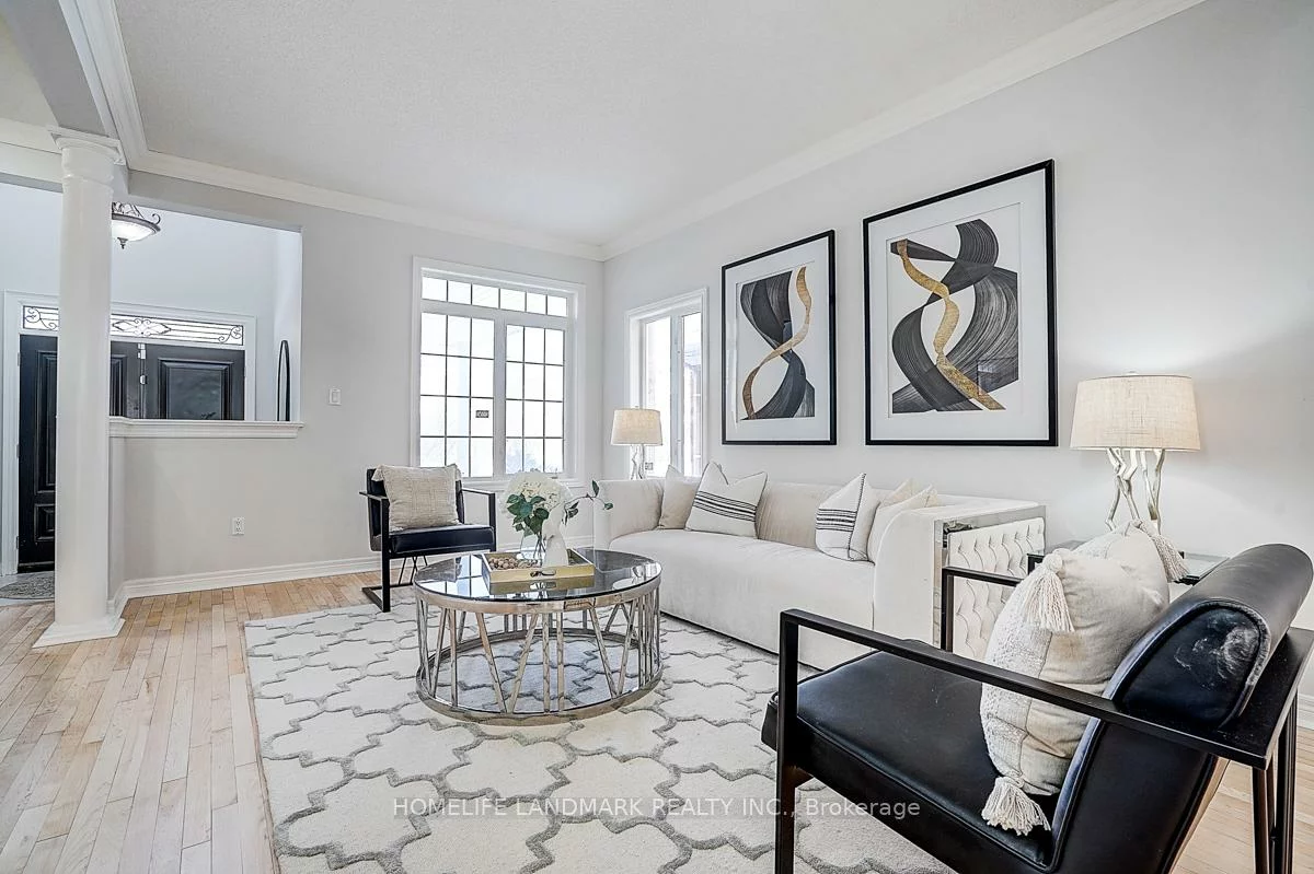 87, Castlemore, Berczy, Markham