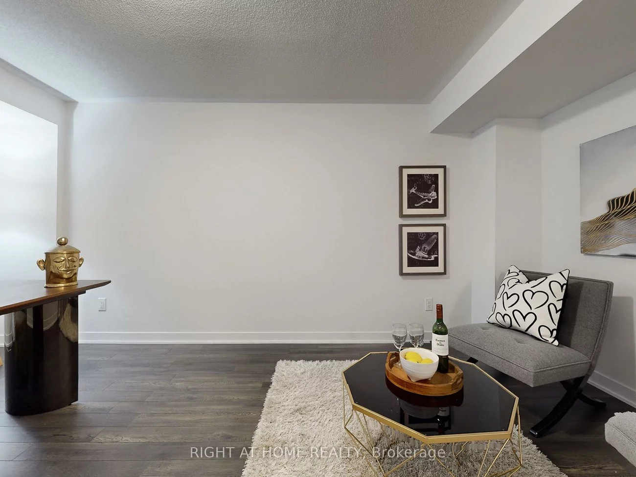 154, Anna Russell, Unionville, Markham