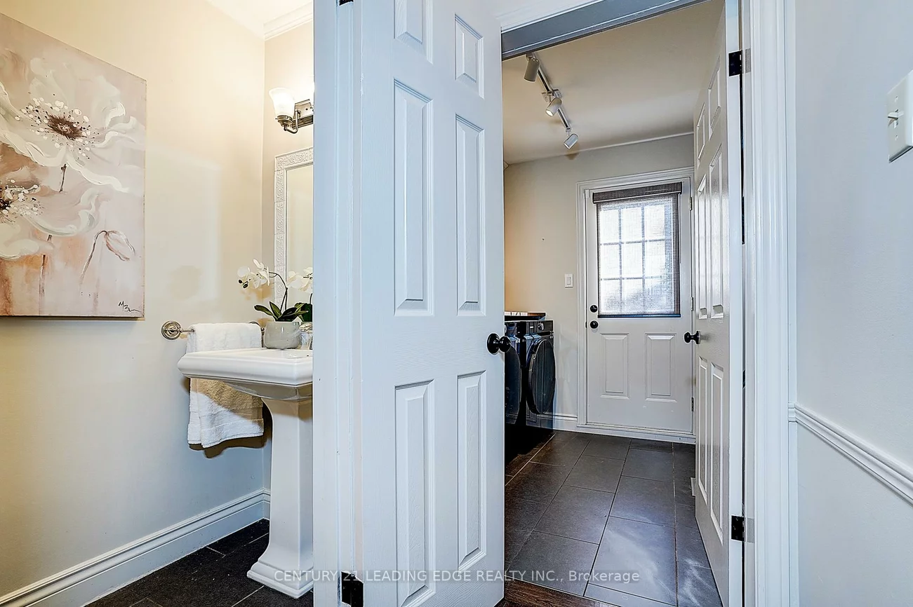 101, Ramona, Markham Village, Markham