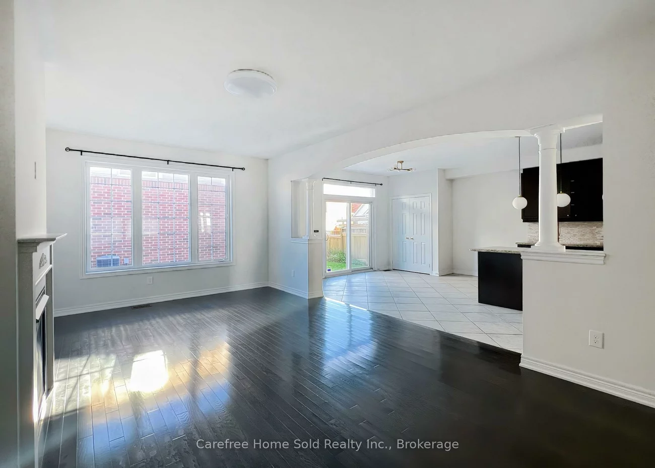 33, Oakmoor, Cornell, Markham