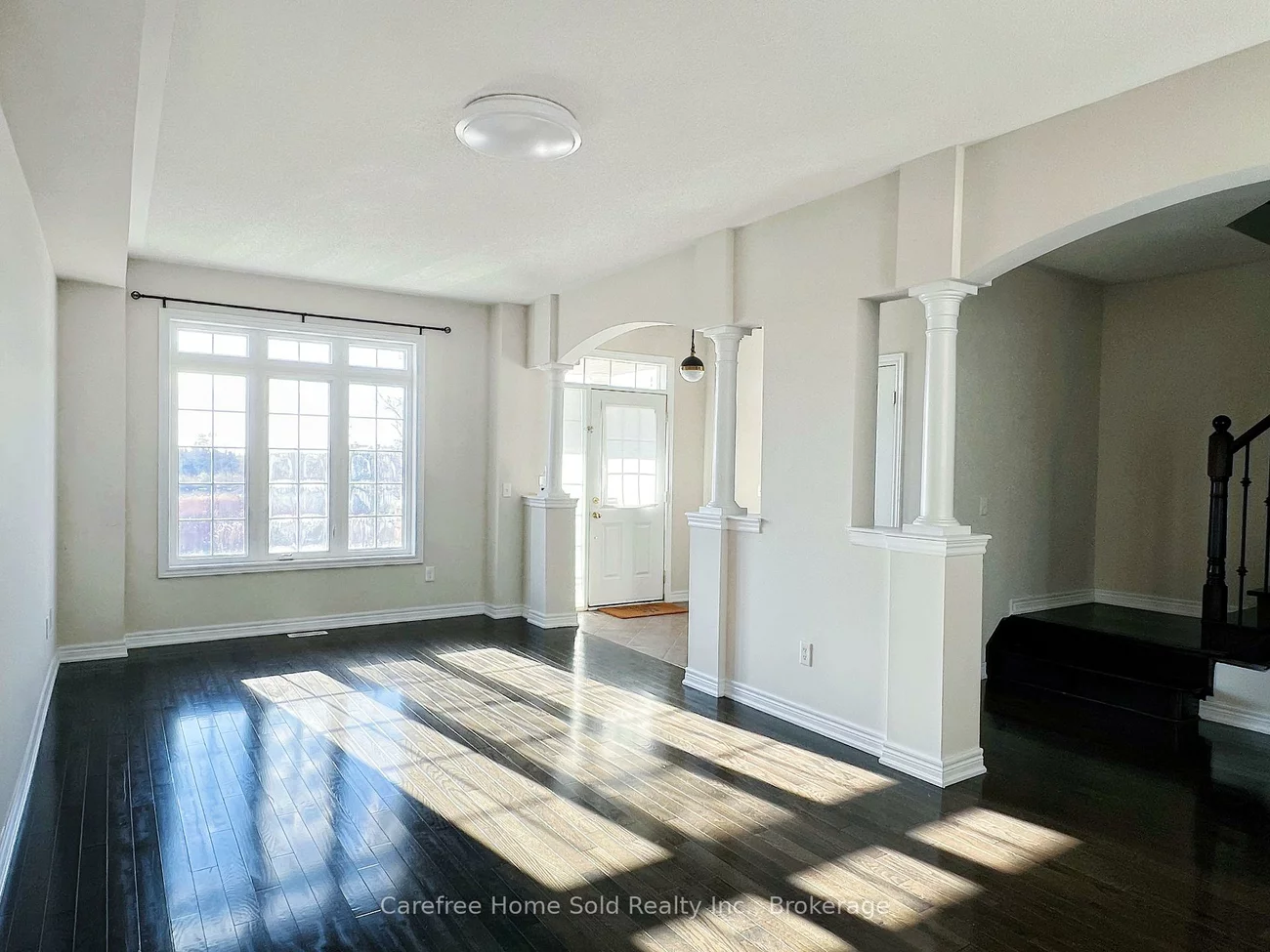 33, Oakmoor, Cornell, Markham