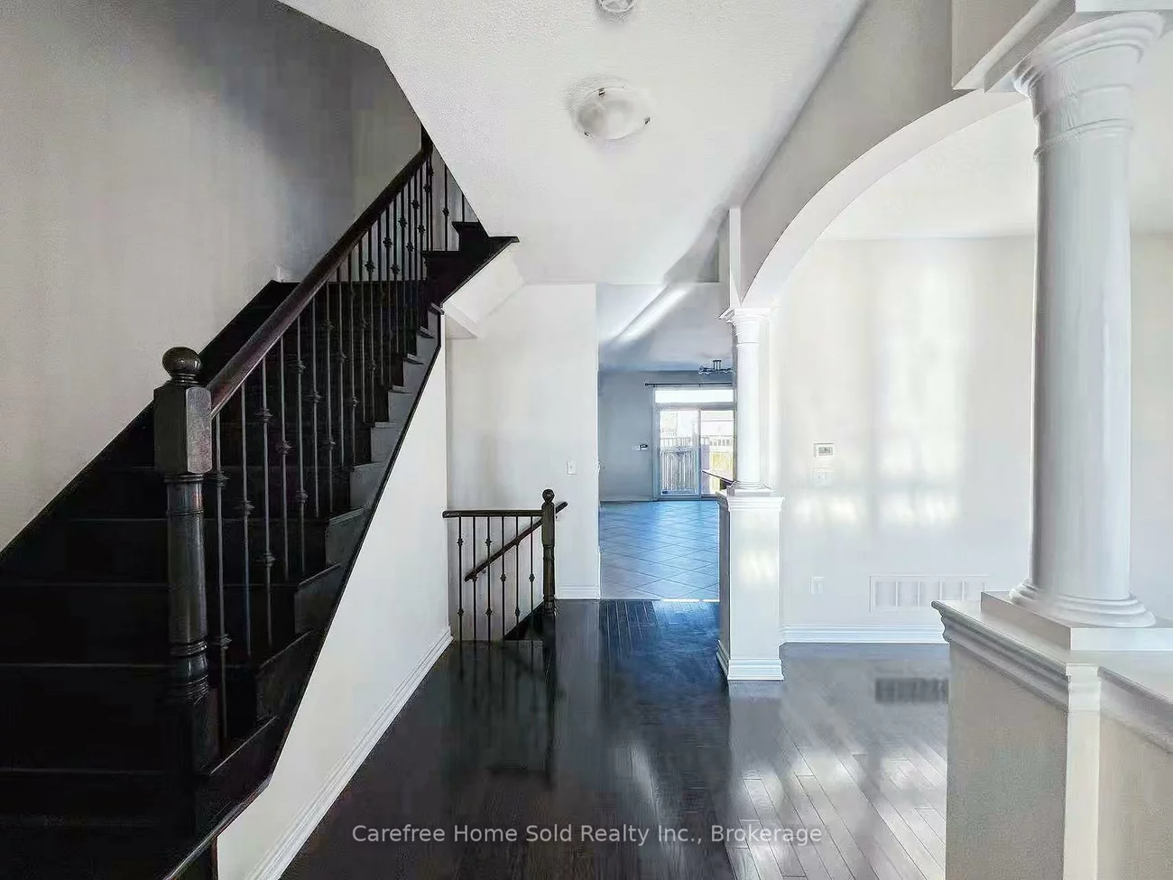 33, Oakmoor, Cornell, Markham