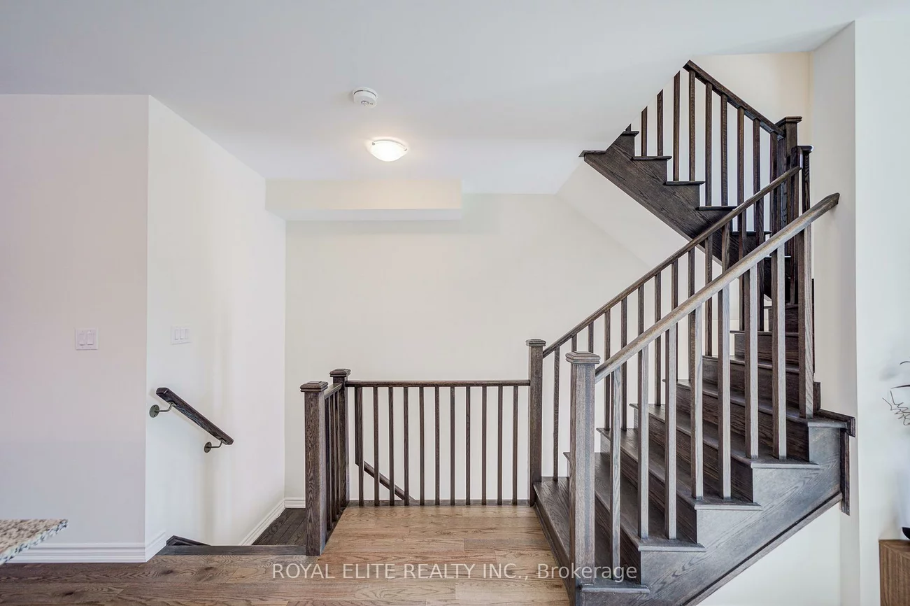 97, Thomas Frisby Jr, Victoria Square, Markham