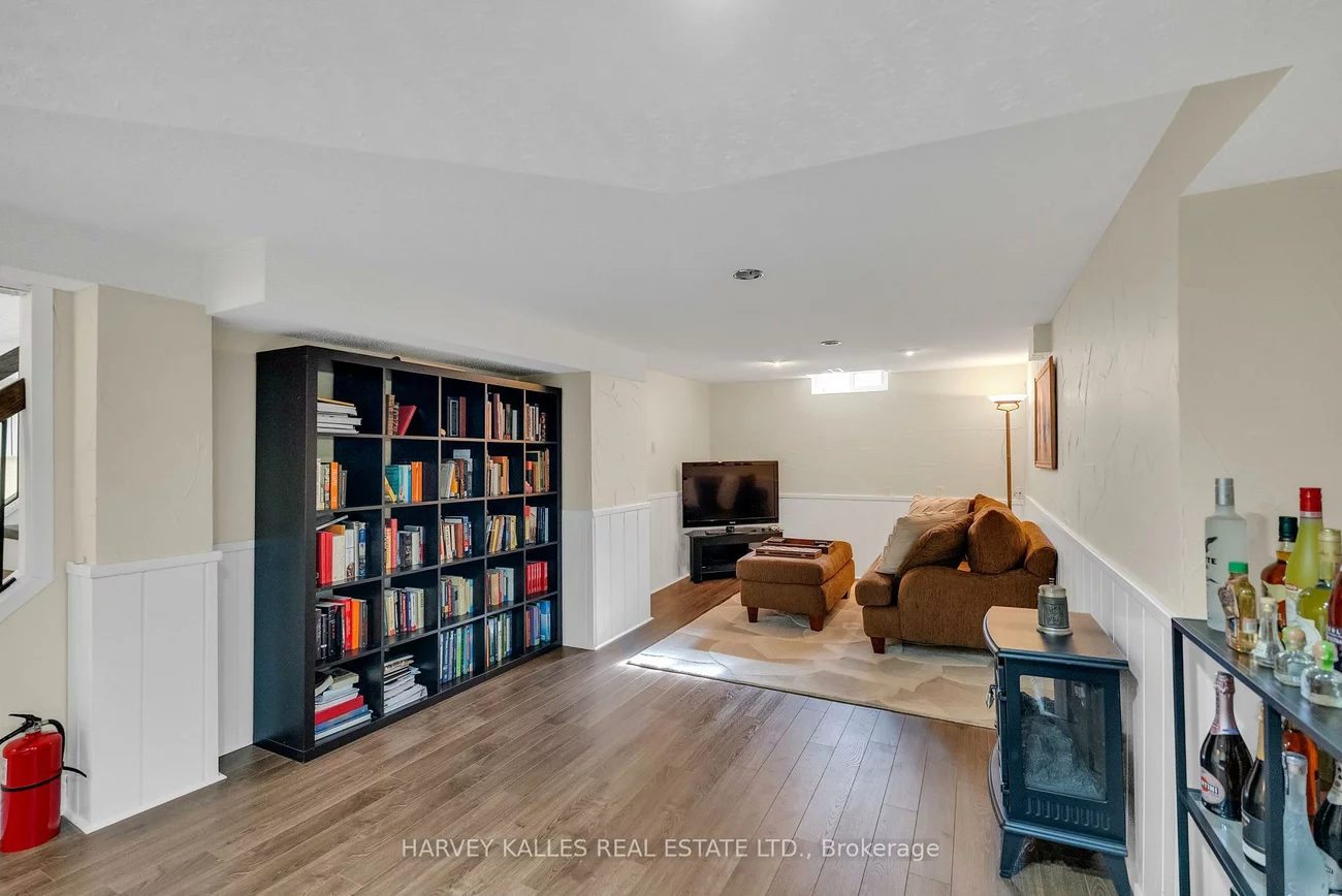 33, Ravengloss, German Mills, Markham