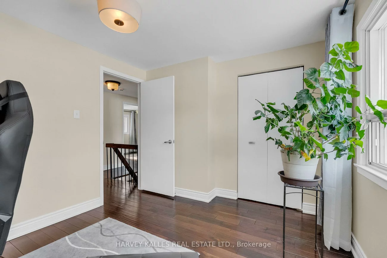 33, Ravengloss, German Mills, Markham