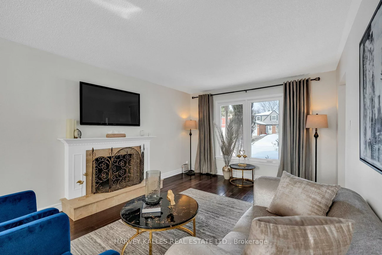 33, Ravengloss, German Mills, Markham