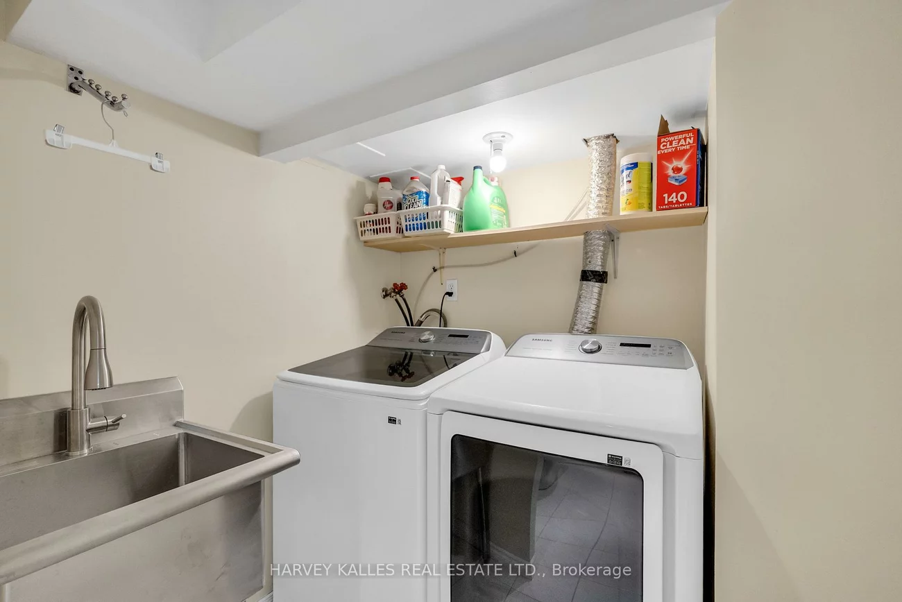 33, Ravengloss, German Mills, Markham