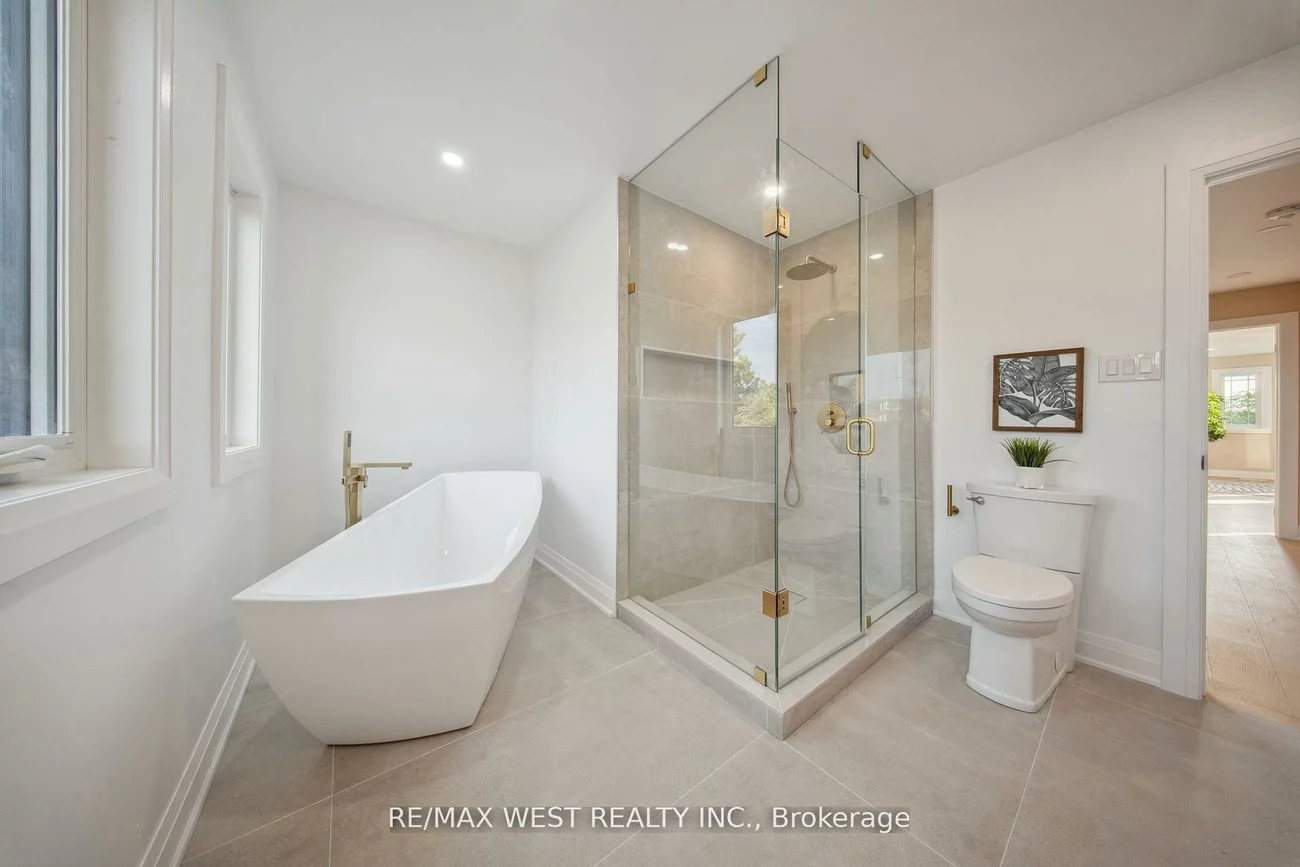 4, Snowcrest, Milliken Mills East, Markham