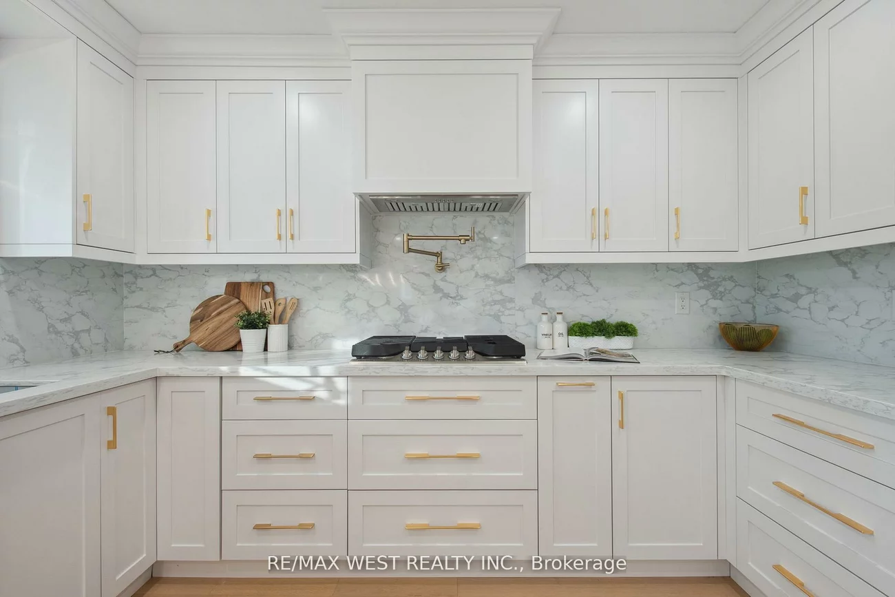 4, Snowcrest, Milliken Mills East, Markham