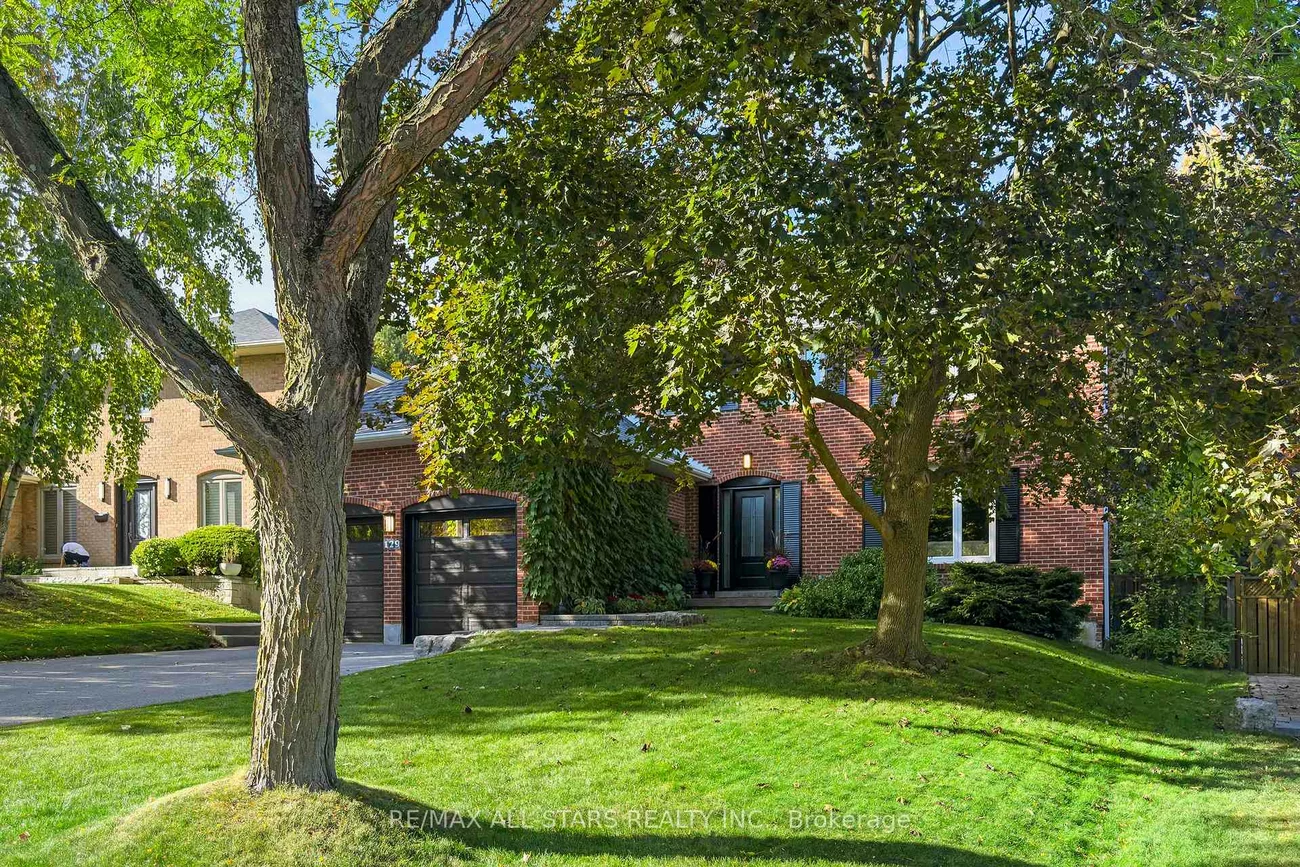 129, Briarwood, Unionville, Markham