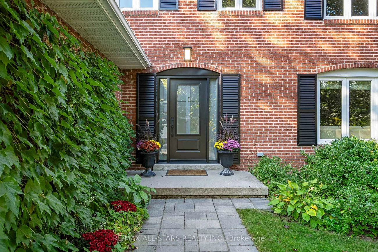 129, Briarwood, Unionville, Markham