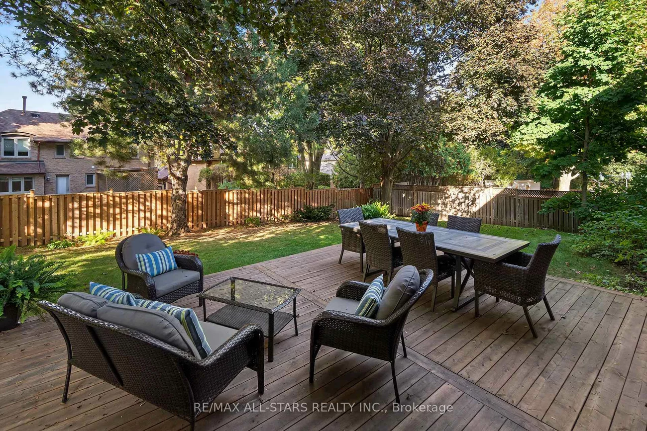 129, Briarwood, Unionville, Markham