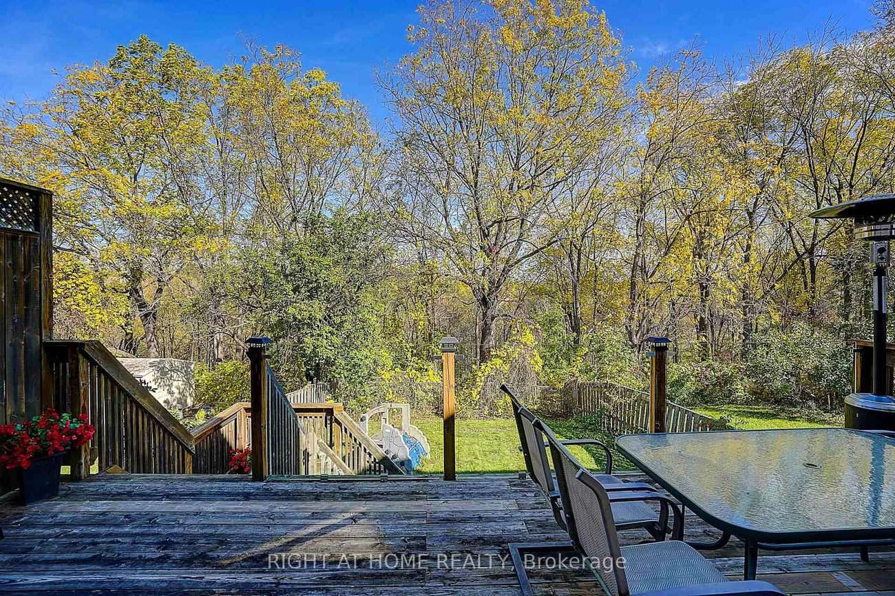 32, Macauley, Aileen-Willowbrook, Markham