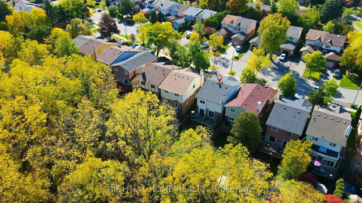 32, Macauley, Aileen-Willowbrook, Markham