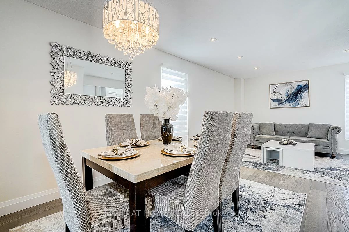 32, Macauley, Aileen-Willowbrook, Markham