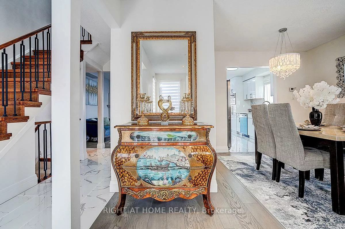 32, Macauley, Aileen-Willowbrook, Markham