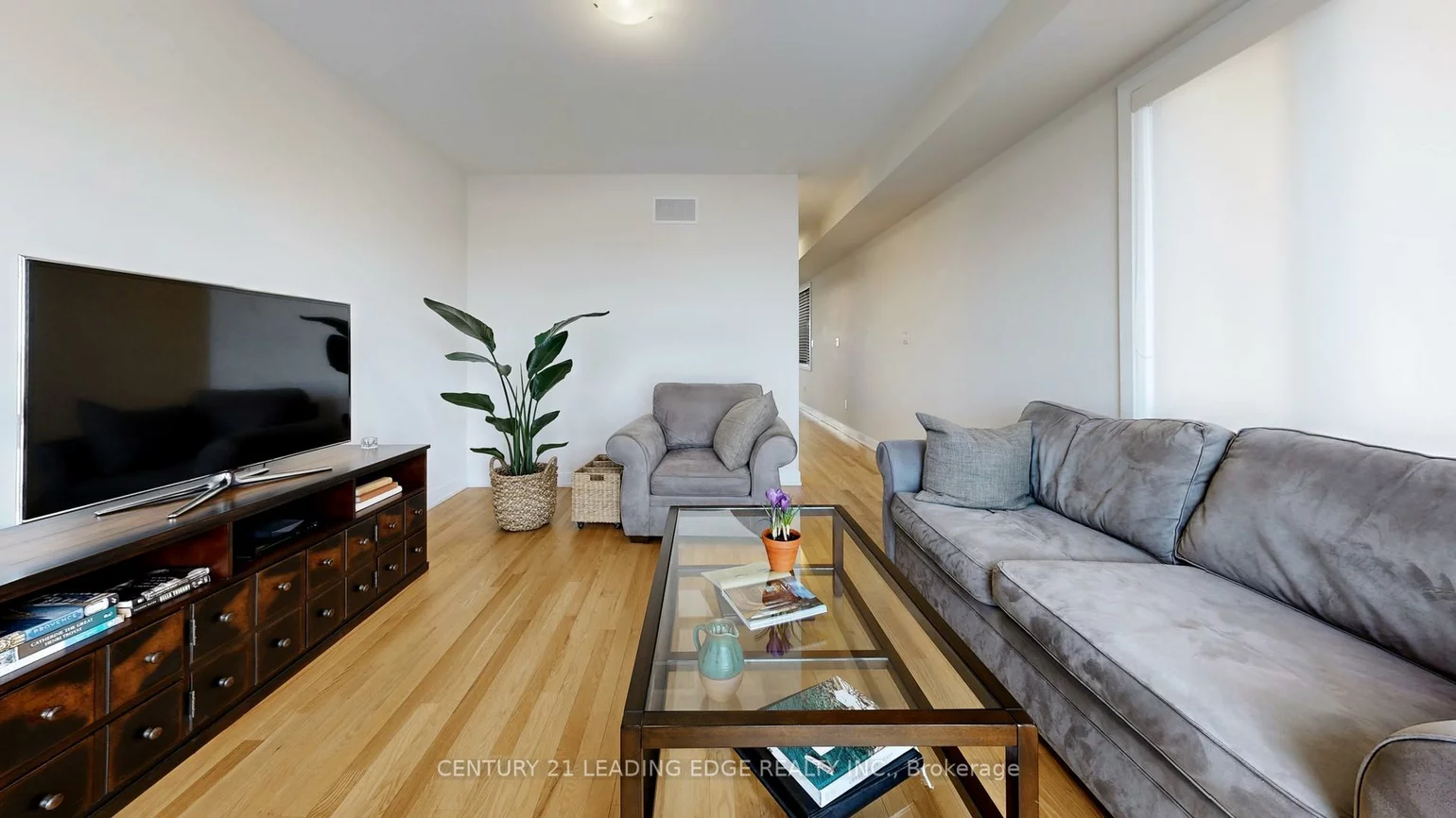 75, MIKAYLA, Cornell, Markham