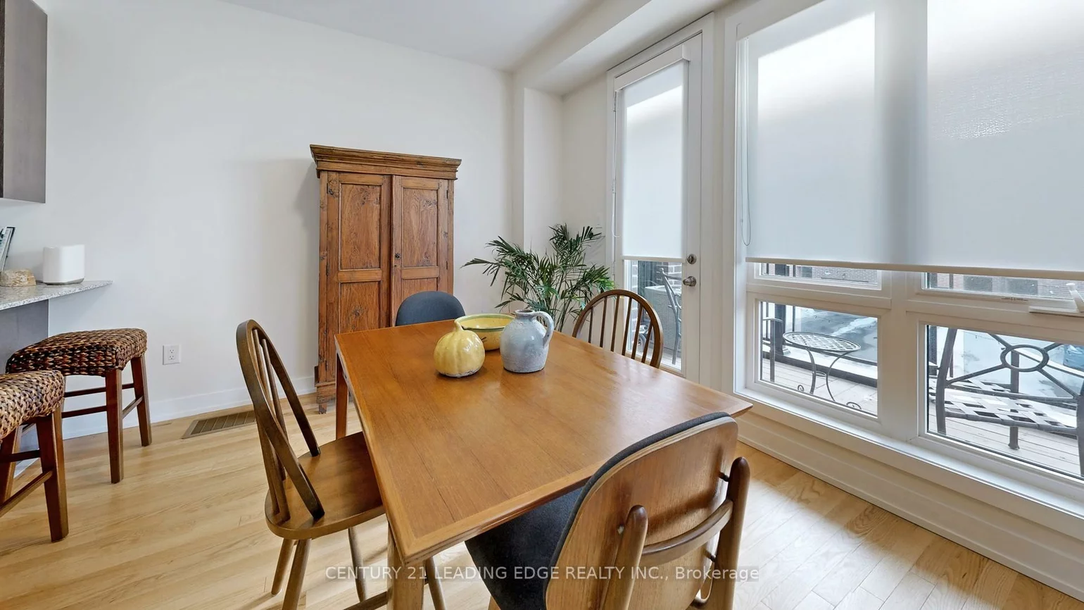 75, MIKAYLA, Cornell, Markham