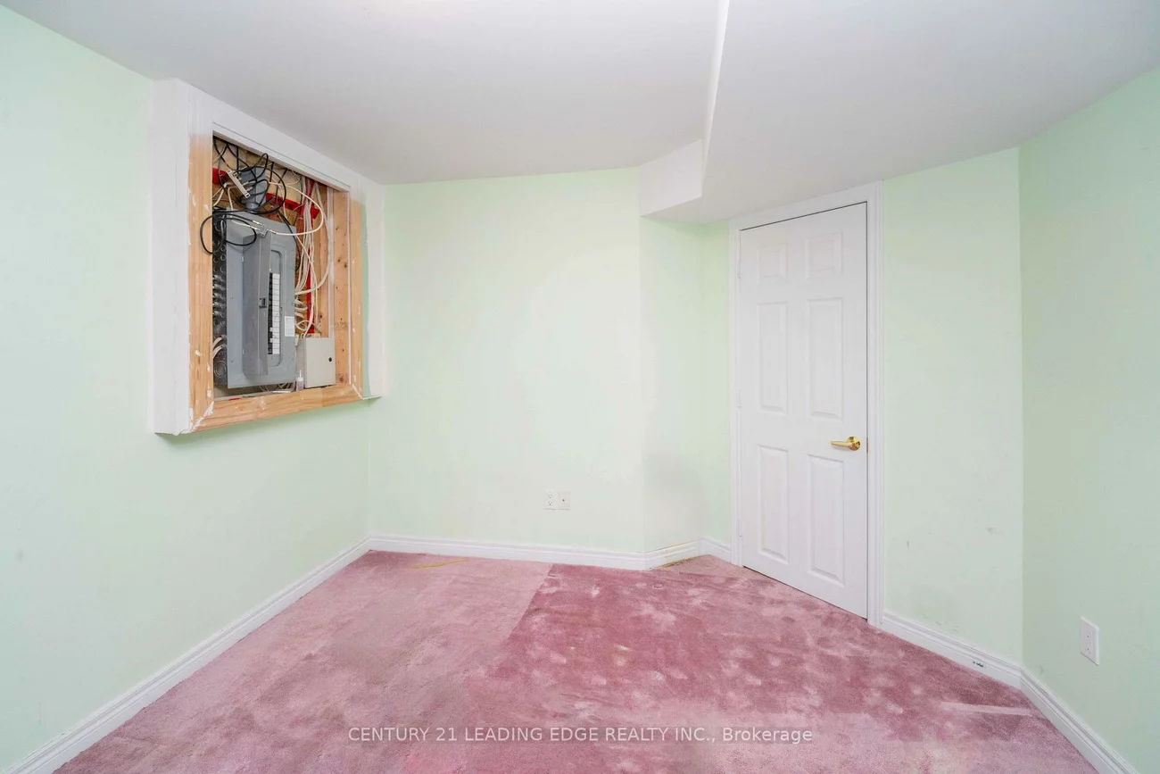 21, Summerlea, Middlefield, Markham