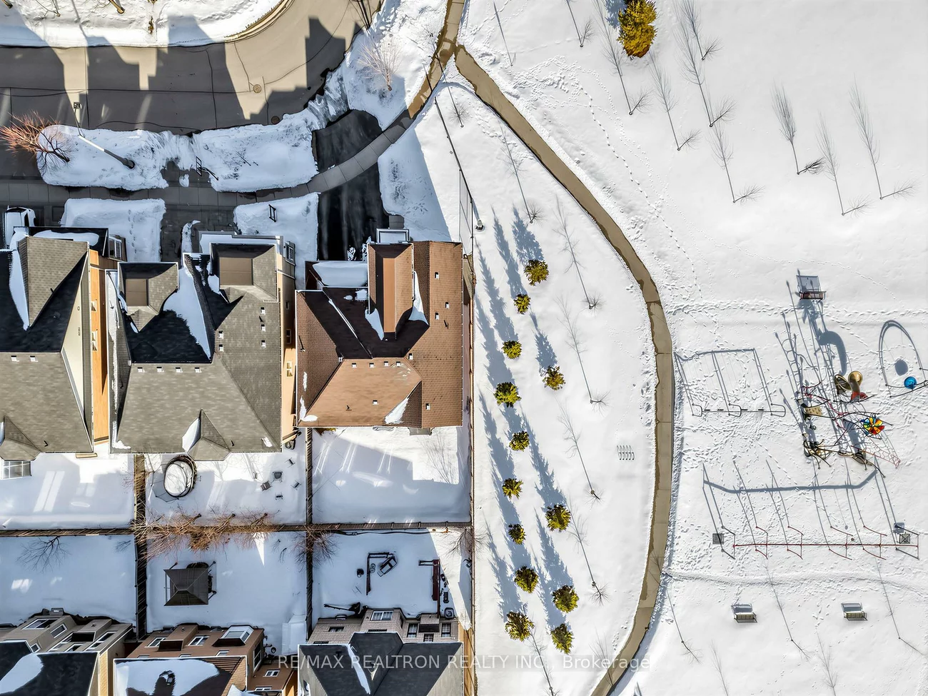 21, Rennie, Box Grove, Markham