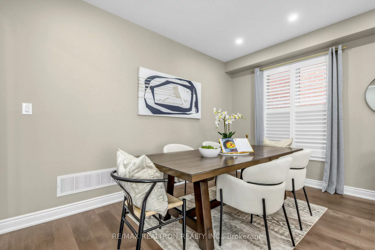 21, Rennie, Box Grove, Markham