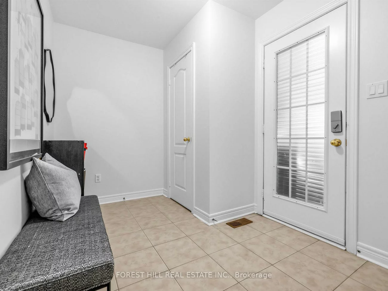 240, Swan Park, Greensborough, Markham