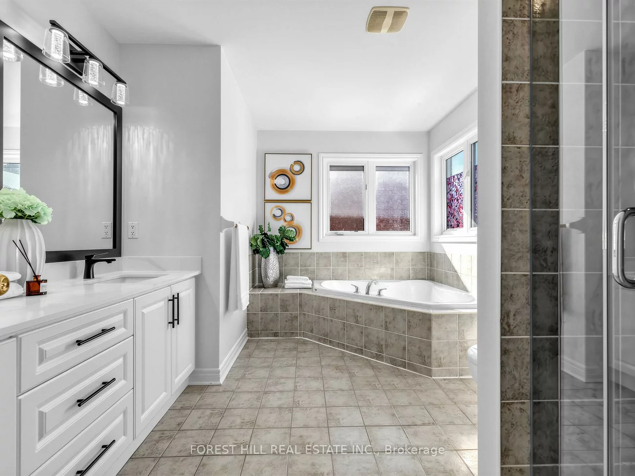 240, Swan Park, Greensborough, Markham