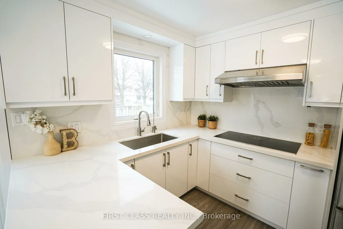 12, Radford, Sherwood-Amberglen, Markham
