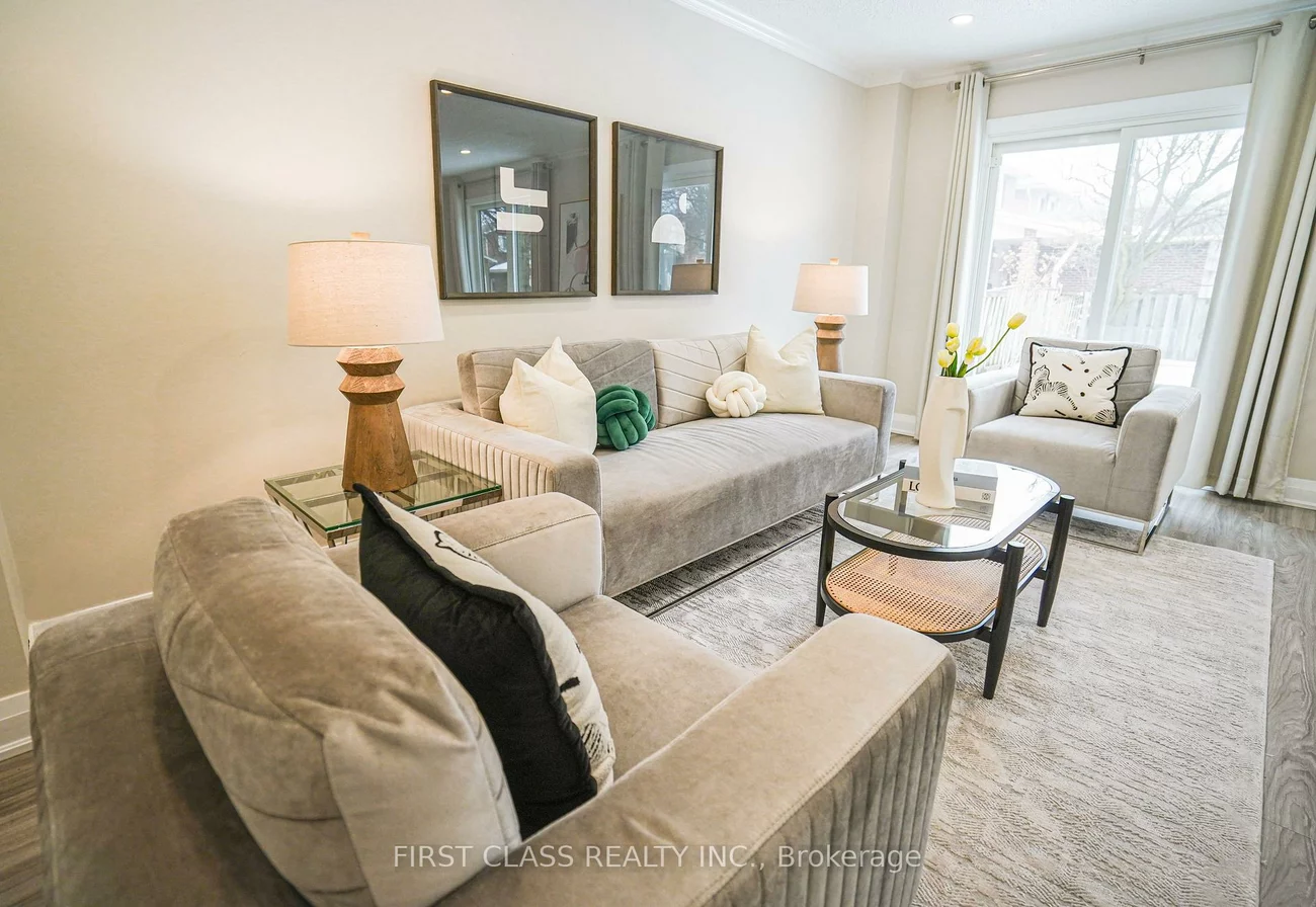 12, Radford, Sherwood-Amberglen, Markham