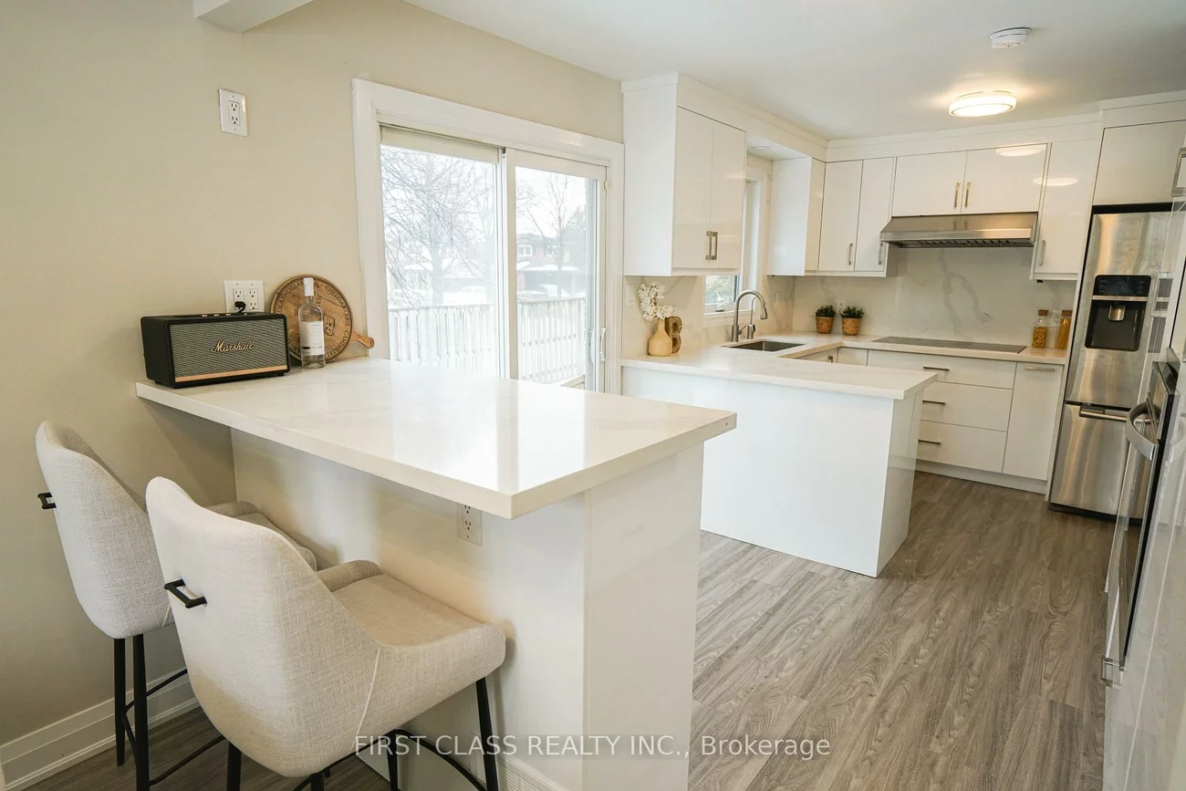 12, Radford, Sherwood-Amberglen, Markham