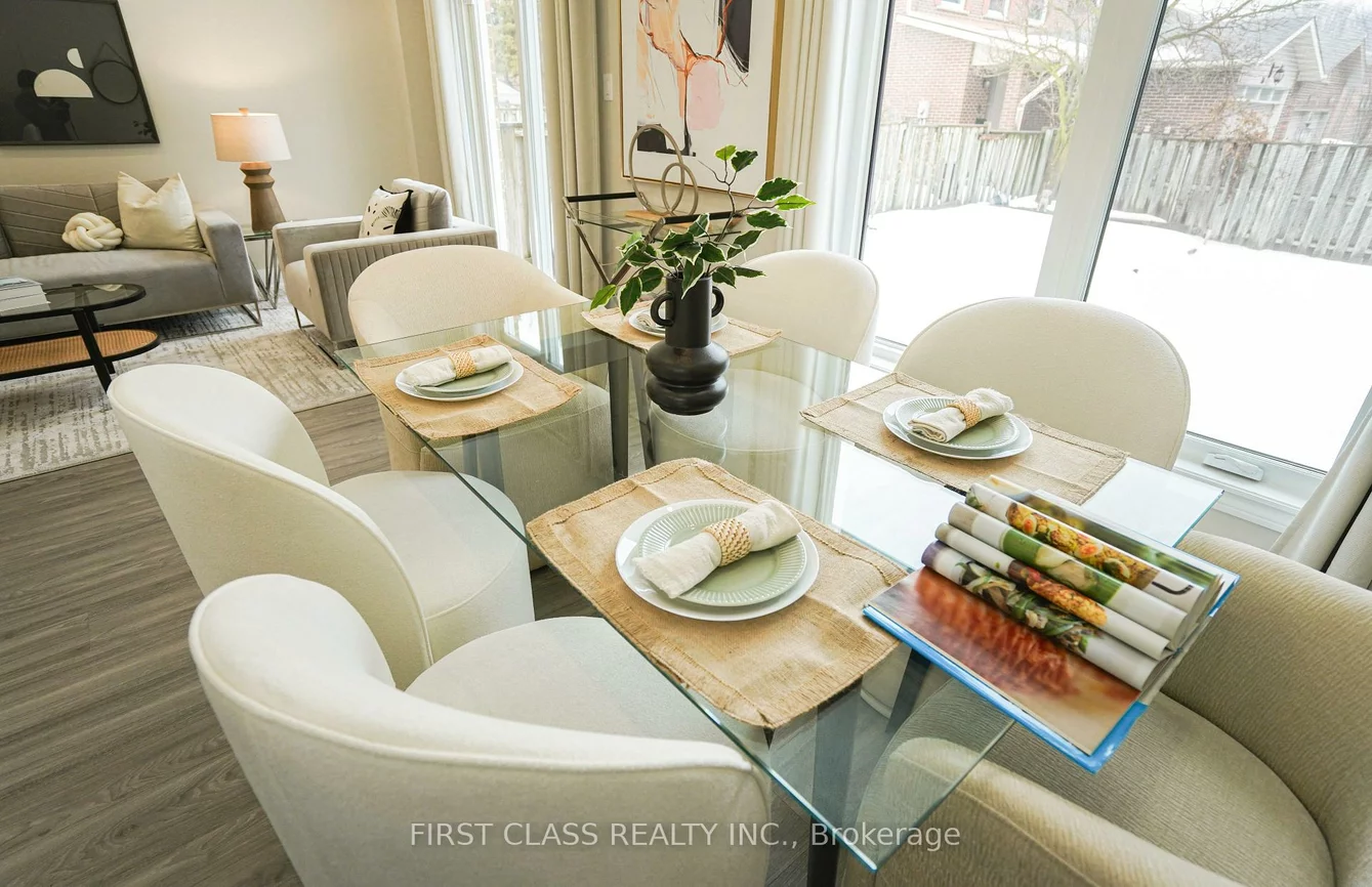 12, Radford, Sherwood-Amberglen, Markham