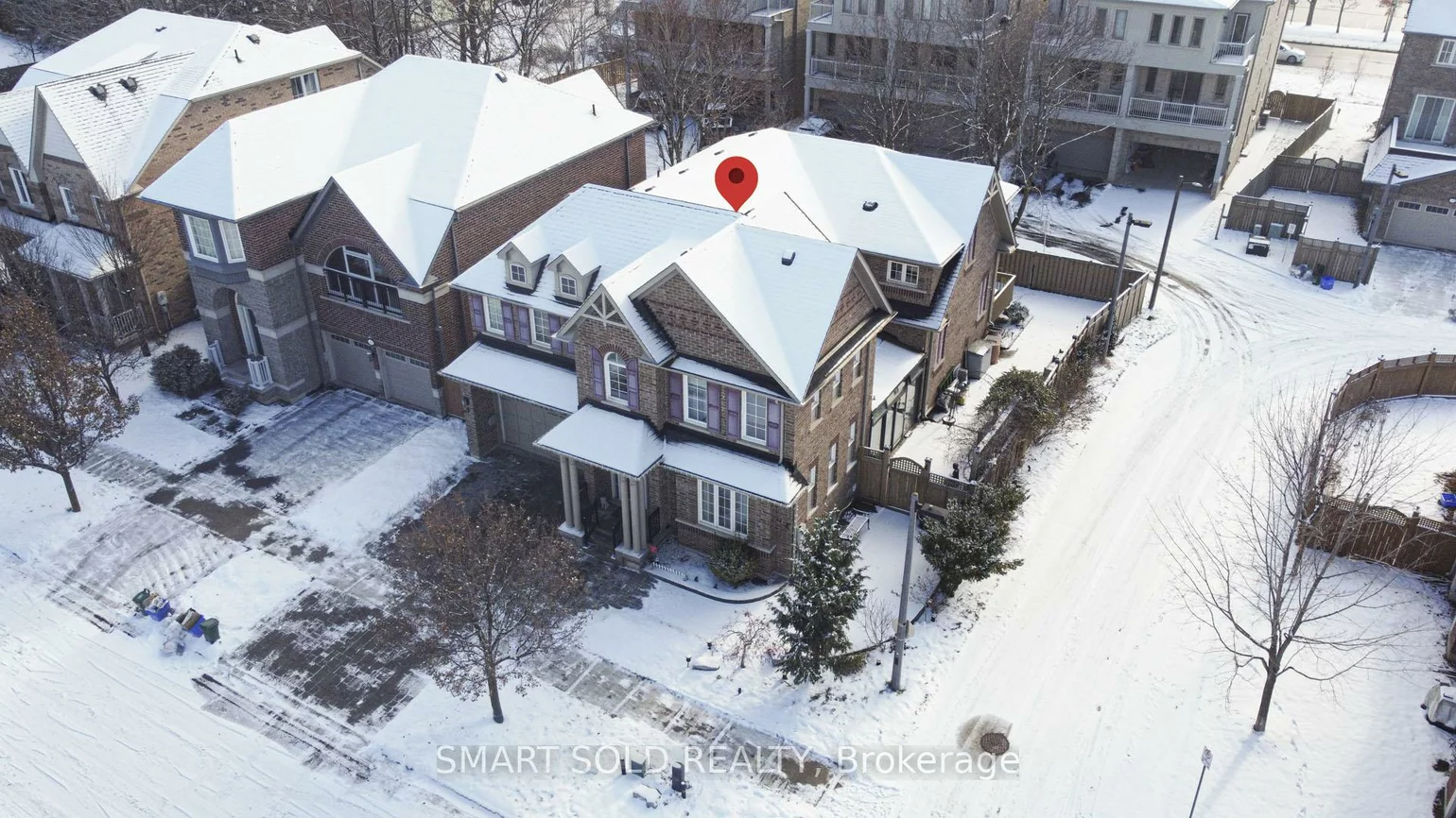 33, Earnshaw, Victoria Square, Markham