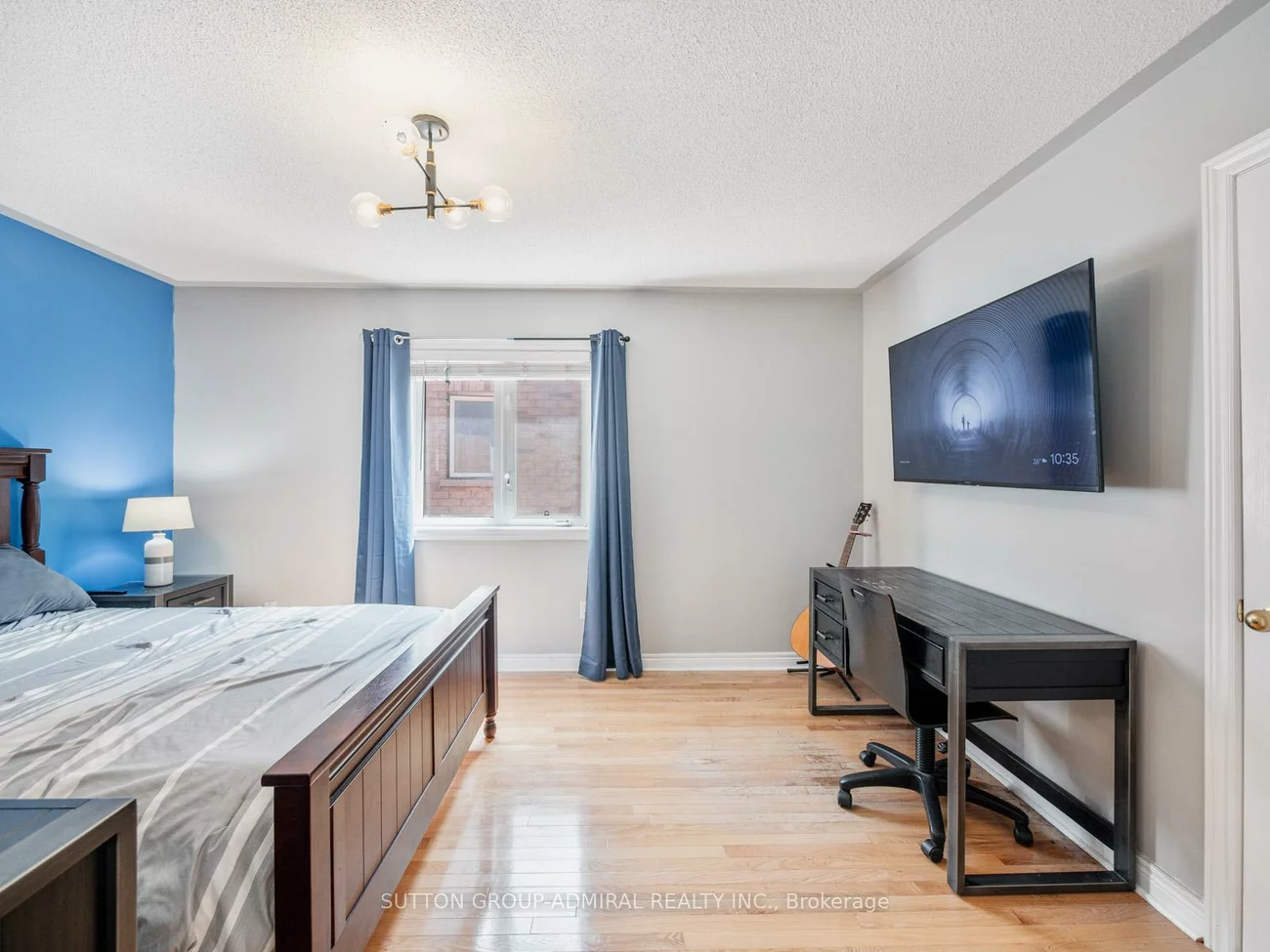 4, Haywood, Victoria Manor-Jennings Gate, Markham