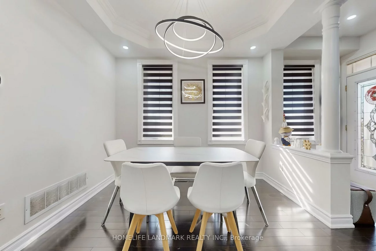 52, Lakespring, Cachet, Markham