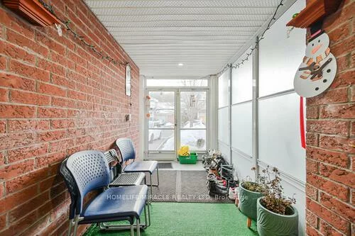 79, Billingsley, Cedarwood, Markham