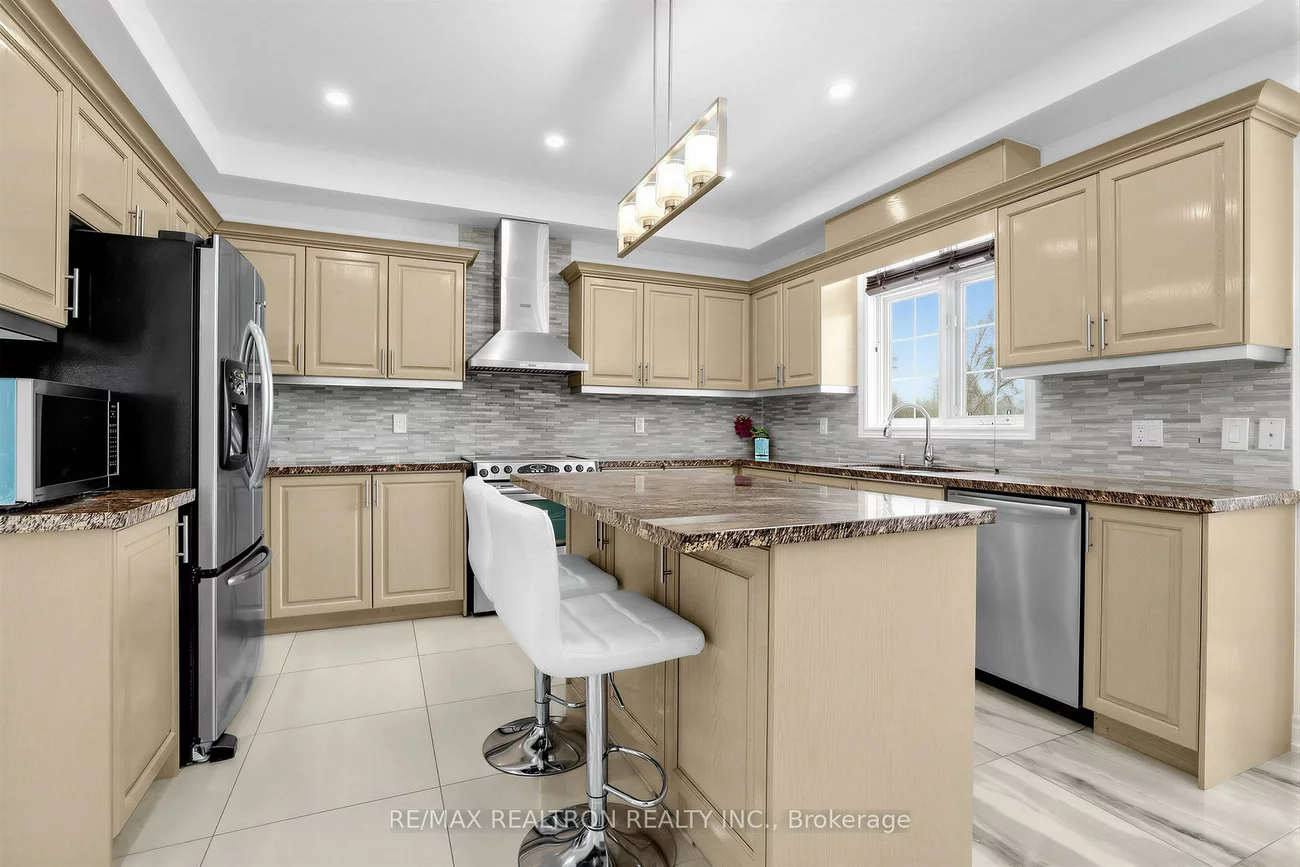 71, Plum Tree, Cachet, Markham