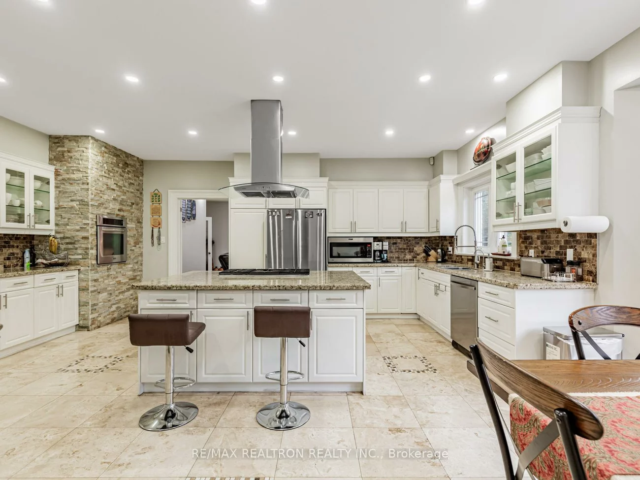 33, Carolwood, Rouge River Estates, Markham