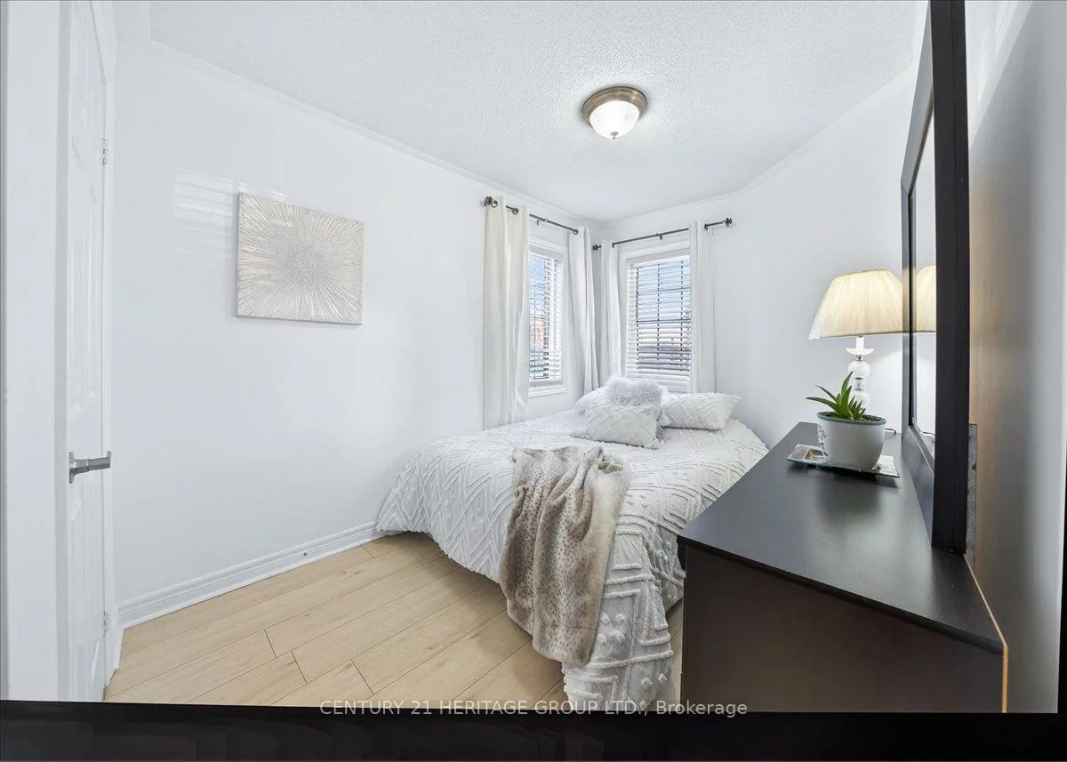 31, Kalvinster, Cornell, Markham