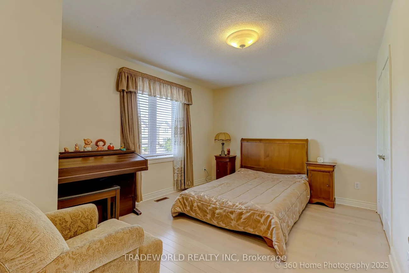 80, Eyer, Cachet, Markham